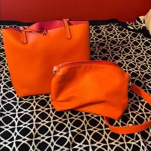 2 ORANGE PURSES